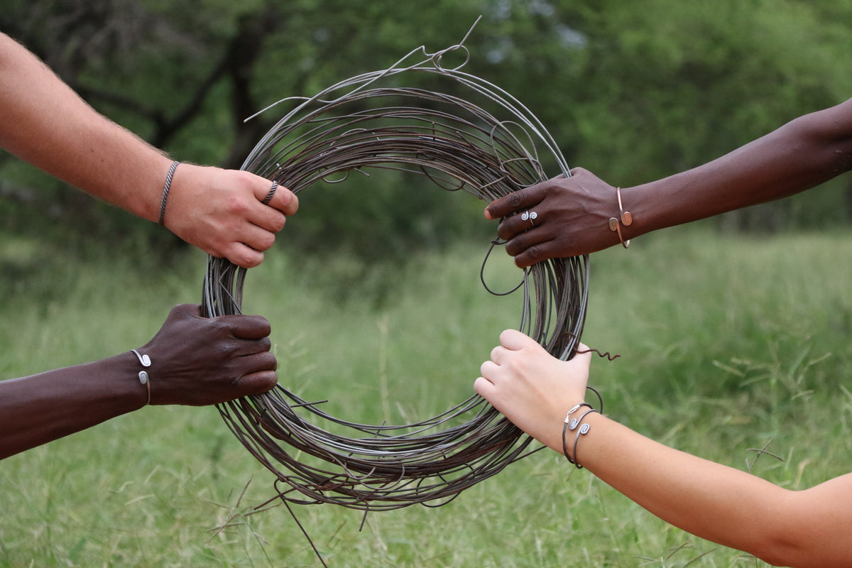 Down to the Wire / handcrafted / snare wire / jewellery / bangles /  conservation